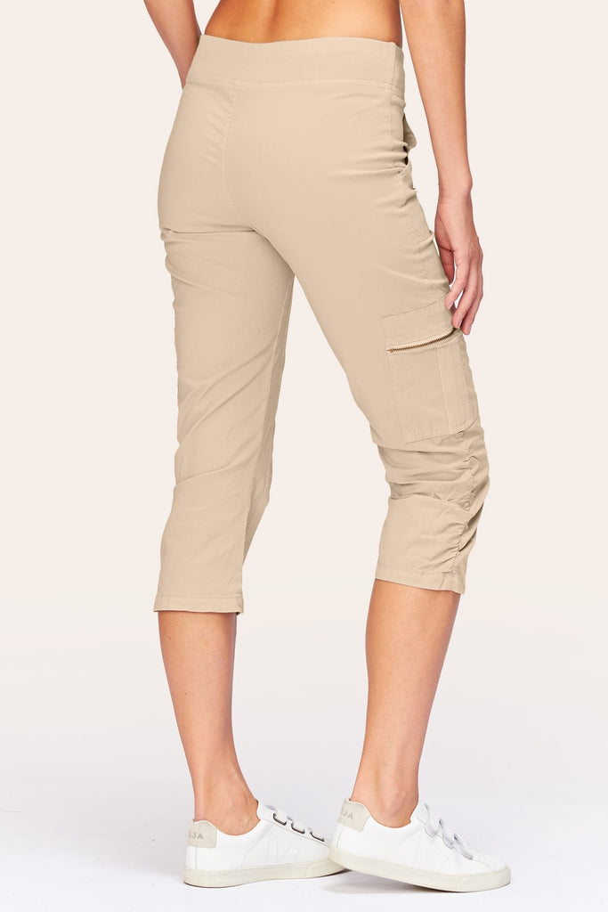 Nadia Crop