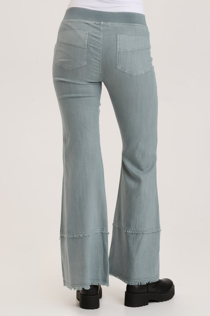 Arrin Pant