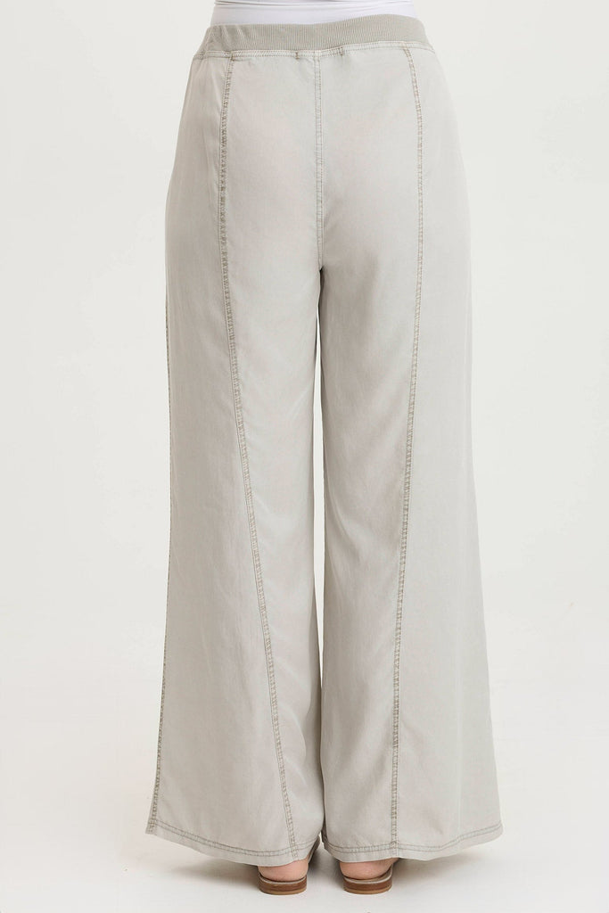 Tarla Twill Dropped Pocket Wide Leg Pant