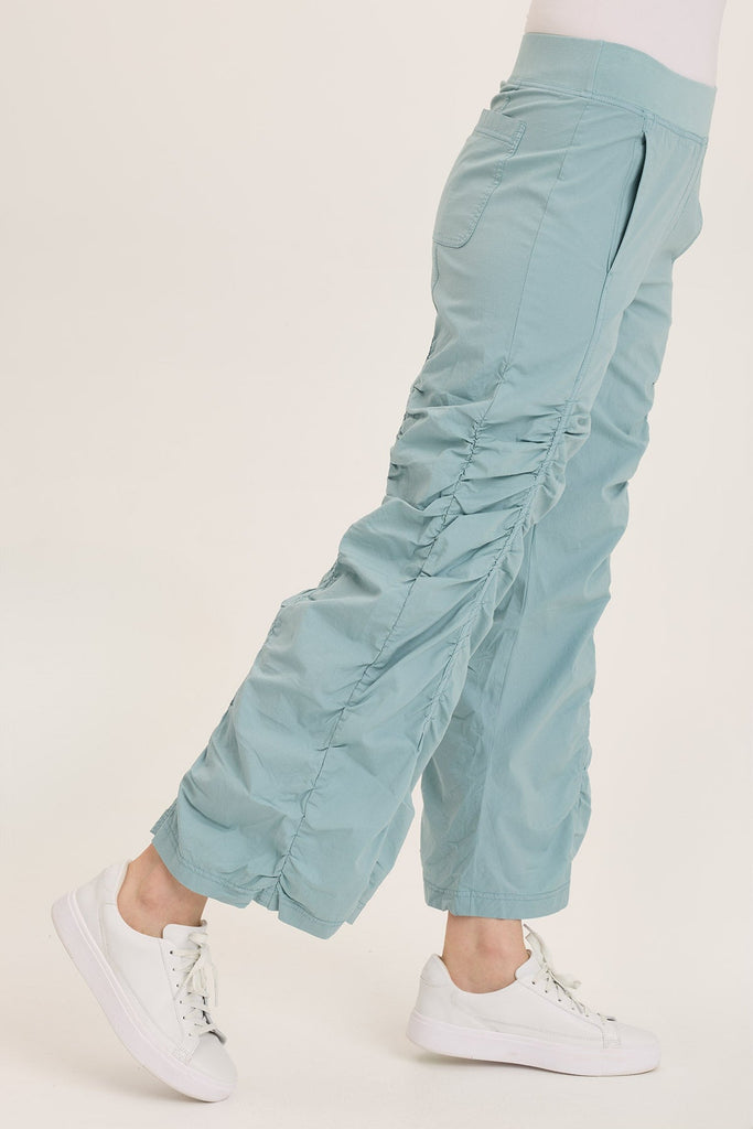 Naola Stretch Poplin Ruched Flare Gaucho