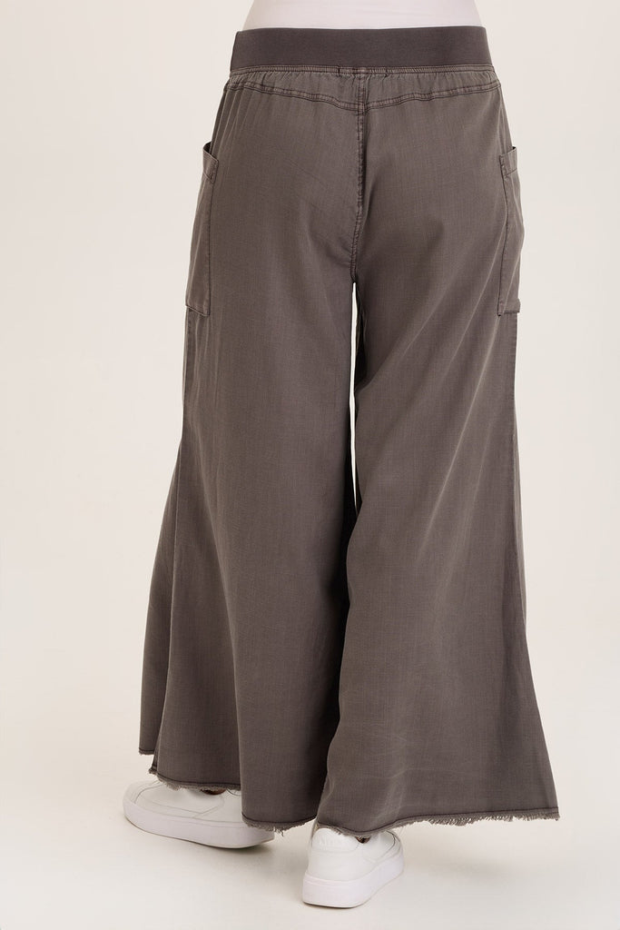 Desoto Ultra-Flare Wide Leg Pocket Trouser